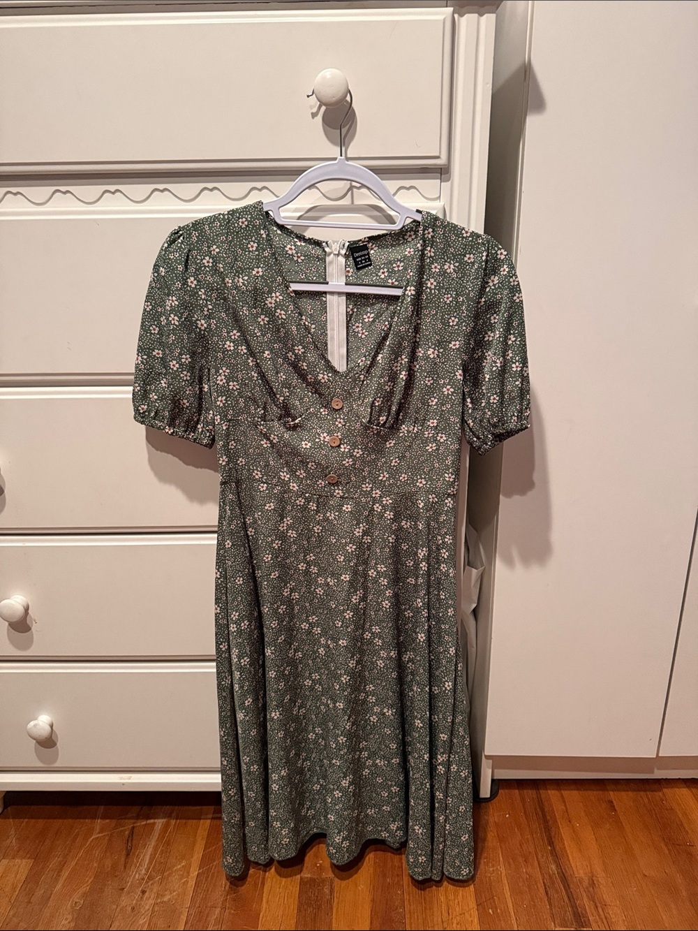 Green Floral Midi Dress with Puff Sleeves